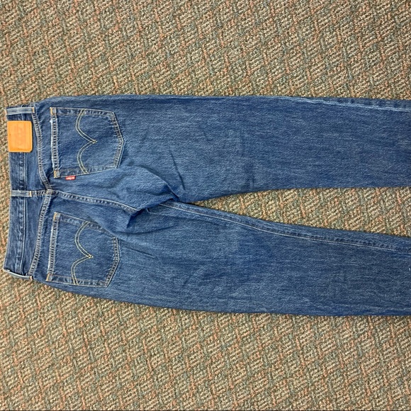 Levi’s 501, 5 button distressed jeans - Picture 10 of 10